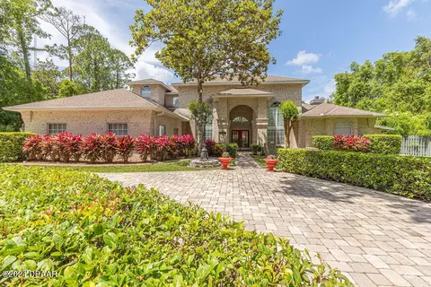 3 Moss Point Dr, Ormond Beach, FL 32174 photo 2