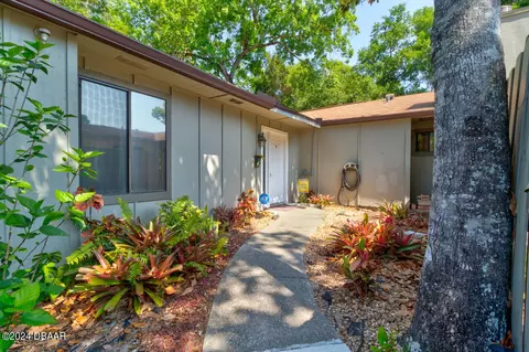 220 Pine Cone Trl, Ormond Beach, FL 32174 photo 4