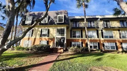4136 Versailles Dr #4136D, Orlando, FL 32808