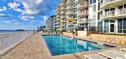 3555 S Atlantic Ave #205, Daytona Beach, FL 32118