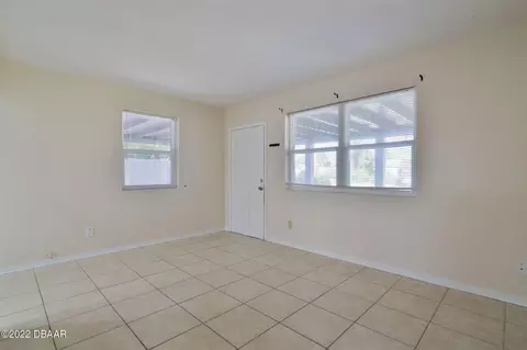 132 Laurie Dr, Ormond Beach, FL 32176 photo 8
