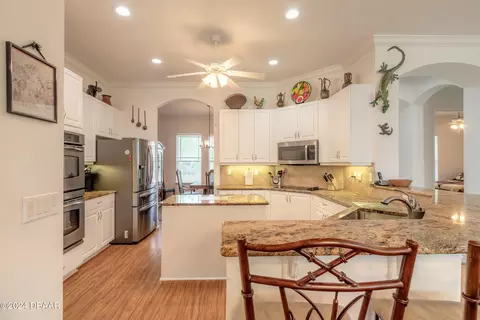 Kitchen - 344 Chelsea Place Ave, Ormond Beach, FL 32174 photo 1 of 5
