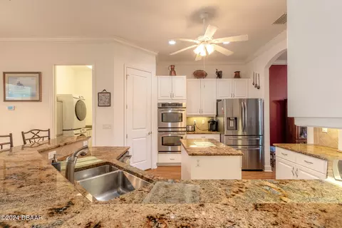 Kitchen - 344 Chelsea Place Ave, Ormond Beach, FL 32174 photo 3 of 5