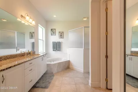 Bath - 344 Chelsea Place Ave, Ormond Beach, FL 32174 photo 1 of 4