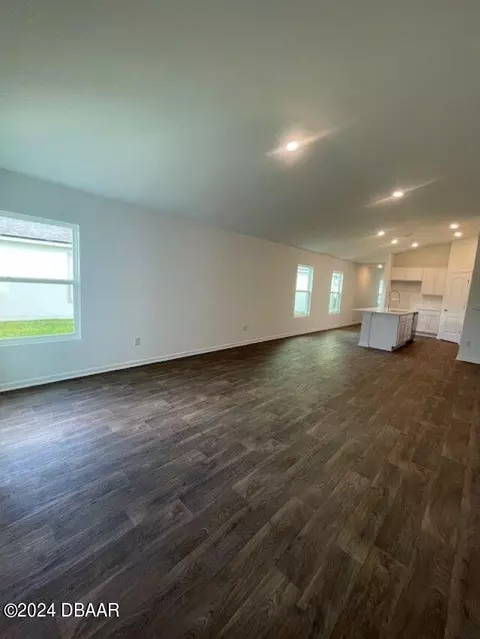 Living - 58 Bogey Pl, Bunnell, FL 32110 photo 1 of 2