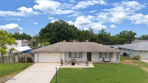 176 Quail Ct, Port Orange, FL 32127