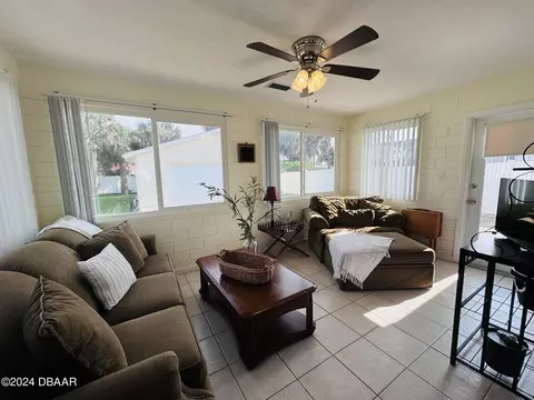 Living - 12 Berkley Rd, Ormond Beach, FL 32176 photo 5 of 5