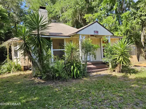 706 Kingston Ave, Daytona Beach, FL 32114