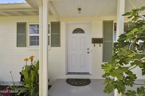 72 Kent Dr, Ormond Beach, FL 32176 photo 9
