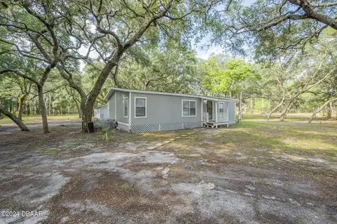 848 E Washington Ave, Pierson, FL 32180