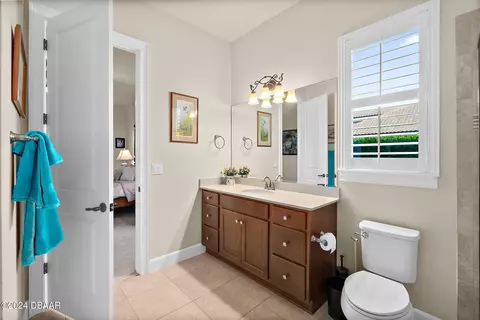 Bath - 1319 Redbourne Ln, Ormond Beach, FL 32174 photo 5 of 9