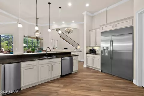 Kitchen - 1319 Redbourne Ln, Ormond Beach, FL 32174 photo 4 of 8