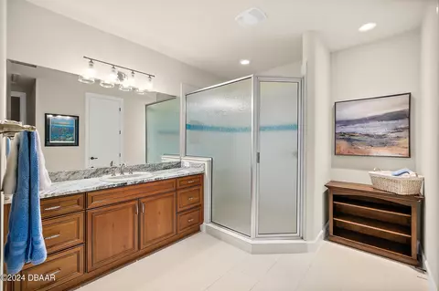 Bath - 1319 Redbourne Ln, Ormond Beach, FL 32174 photo 9 of 9