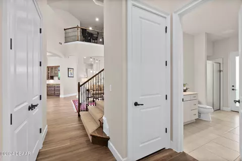 Entry Way - 1319 Redbourne Ln, Ormond Beach, FL 32174 photo 4 of 11