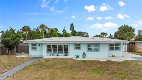 1232 Flagstone Dr, Daytona Beach, FL 32118
