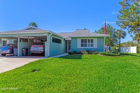 1270 Harbour Point Dr, Port Orange, FL 32127