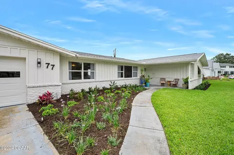 77 Nicholas Ct, Ormond Beach, FL 32176 photo 2