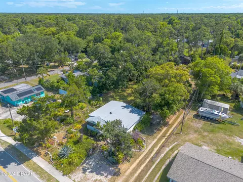 920 Mcdonald Rd, Port Orange, FL 32129