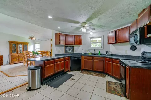 188 Conifer Ln, Ormond Beach, FL 32174 photo 2