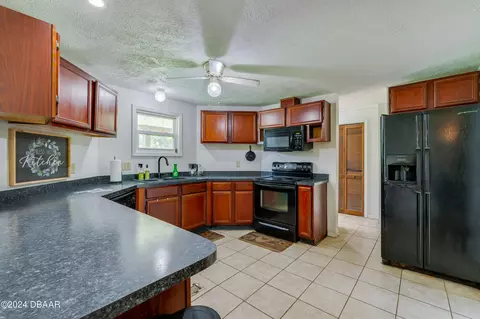188 Conifer Ln, Ormond Beach, FL 32174 photo 3