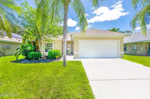 5475 Ward Lake Dr, Port Orange, FL 32128