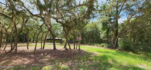 151 Violet Cir, Interlachen, FL 32148 photo 12