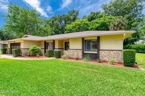 3486 Country Walk Dr, Port Orange, FL 32129
