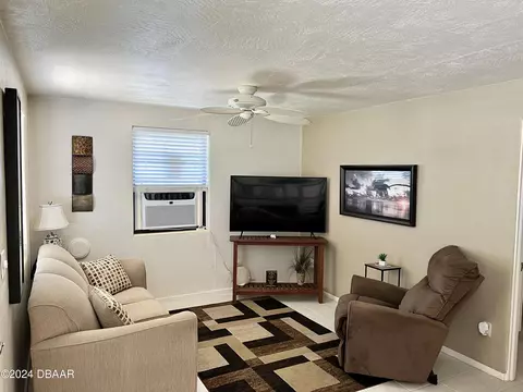 Living - 4 Brooks Dr, Ormond Beach, FL 32176 photo 1 of 1