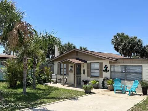 Exterior - 4 Brooks Dr, Ormond Beach, FL 32176 photo 3 of 6