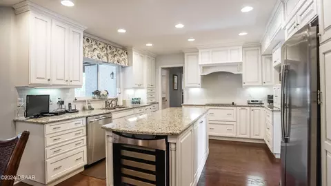 Kitchen - 22 River Ridge Trl, Ormond Beach, FL 32174 photo 7 of 7