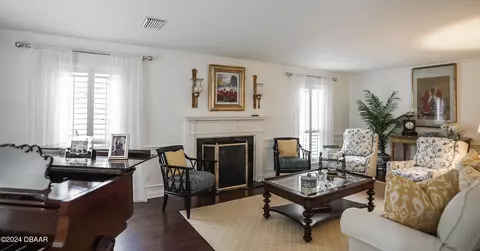 Living - 22 River Ridge Trl, Ormond Beach, FL 32174 photo 3 of 3