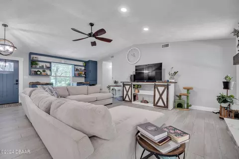 30 Whippoorwill Ln, Ormond Beach, FL 32174 photo 8