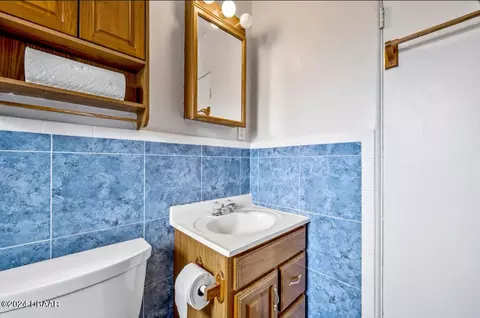 Bath - 1009 Bernice Rd, Rockledge, FL 32955 photo 2 of 2