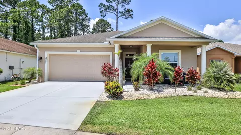 357 Dahoon Holly Dr, Daytona Beach, FL 32117