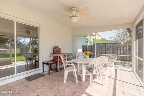Exterior - 290 Warwick Ave, Ormond Beach, FL 32174 photo 2 of 7