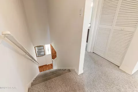 Entry Way - 290 Warwick Ave, Ormond Beach, FL 32174 photo 7 of 7