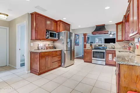 70 Nightingale Ln, Ormond Beach, FL 32174 photo 11