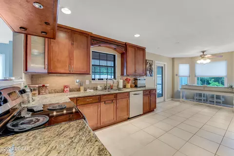 70 Nightingale Ln, Ormond Beach, FL 32174 photo 12
