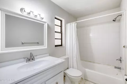 Bath - 118 Colina Pl, Ormond Beach, FL 32174 photo 4 of 4