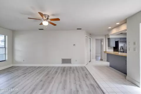 Living - 118 Colina Pl, Ormond Beach, FL 32174 photo 10 of 16