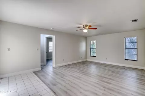 Living - 118 Colina Pl, Ormond Beach, FL 32174 photo 8 of 16