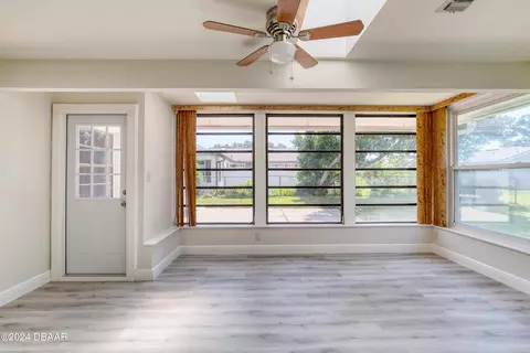 Living - 118 Colina Pl, Ormond Beach, FL 32174 photo 12 of 16