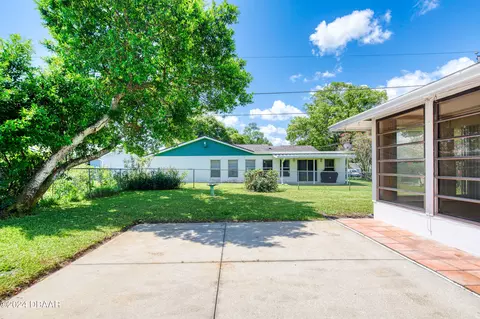 Exterior - 118 Colina Pl, Ormond Beach, FL 32174 photo 4 of 10