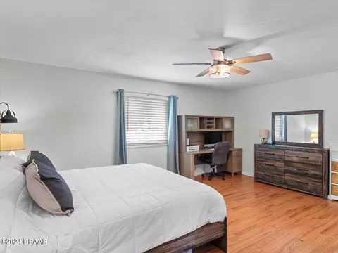 2807 Yule Tree Dr, Edgewater, FL 32141 photo 17