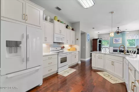 41 Gale Ln, Ormond Beach, FL 32174 photo 4