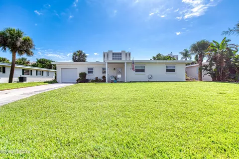 2592 W Coral Way, Daytona Beach, FL 32118