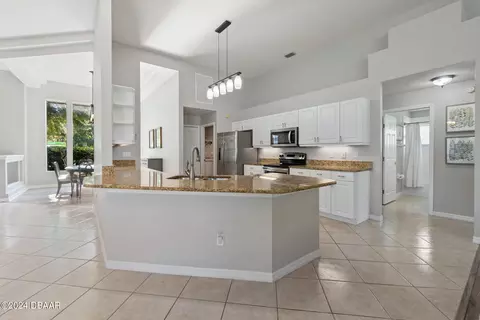 98 Bay Lake Dr, Ormond Beach, FL 32174 photo 5