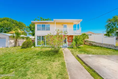 227 Williams Ave, Daytona Beach, FL 32118