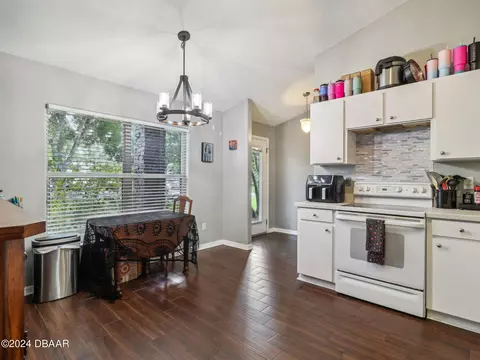 19 Peruvian Ln, Ormond Beach, FL 32174 photo 14