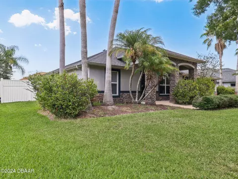 19 Peruvian Ln, Ormond Beach, FL 32174 photo 2